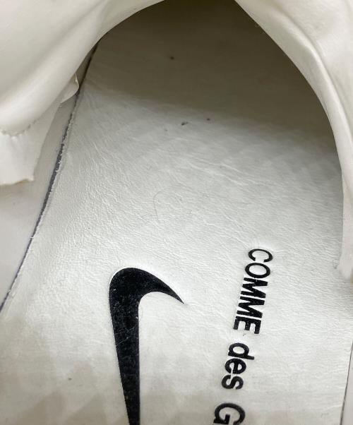 NIKE（ナイキ）NIKE (ナイキ) COMME des GARCONS (コムデギャルソン) Air Force 1 Mid 'Triple White' ホワイト サイズ:26.5cmの古着・服飾アイテム