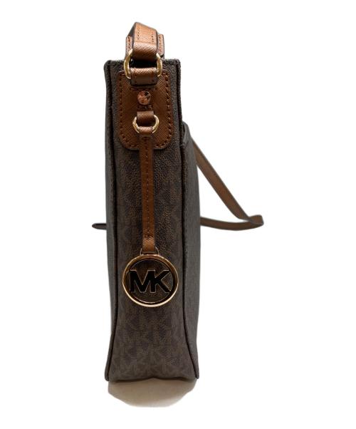 MICHAEL KORS（マイケルコース）MICHAEL KORS (マイケルコース) ジェット セット トラベル シグネチャー ラージ メッセンジャー ブラウンの古着・服飾アイテム