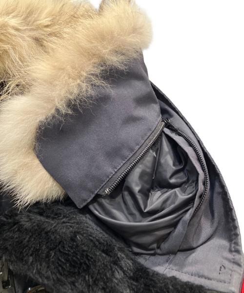 CANADA GOOSE（カナダグース）CANADA GOOSE (カナダグース) BRONTE PARKA ネイビー サイズ:Sの古着・服飾アイテム