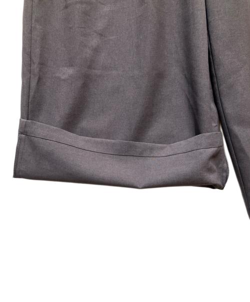RIM.ARK（リムアーク）RIM.ARK (リムアーク) Many tuck volume PT グレー サイズ:SIZE　38の古着・服飾アイテム