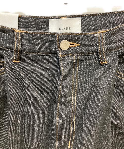 CLANE（クラネ）CLANE (クラネ) Suzu Hirose Tuck Wide Denim Pants ブラック サイズ:SIZE　2の古着・服飾アイテム