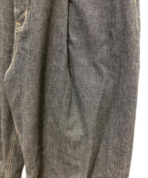 CLANE（クラネ）CLANE (クラネ) Suzu Hirose Tuck Wide Denim Pants ブラック サイズ:SIZE　2の古着・服飾アイテム