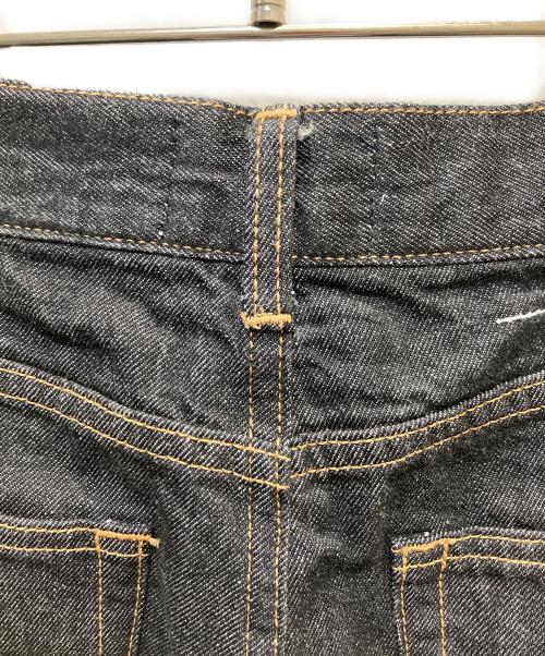 CLANE（クラネ）CLANE (クラネ) Suzu Hirose Tuck Wide Denim Pants ブラック サイズ:SIZE　2の古着・服飾アイテム