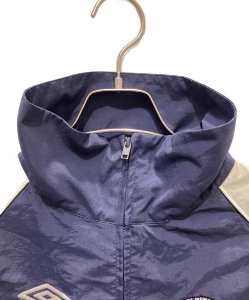 9090（9090）9090 (9090) UMBRO (アンブロ) City Logo Nylon Jacket ネイビー サイズ:Lの古着・服飾アイテム