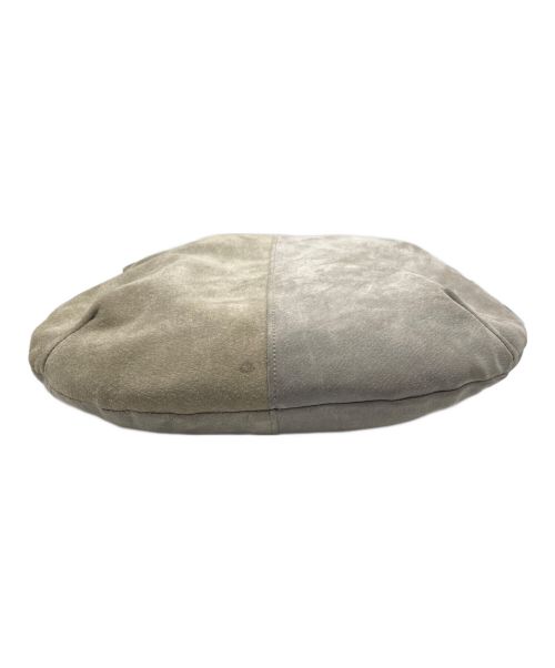 kurashi&trips publishing（クラシアンドトリップス パブリッシング）KURASHI&Trips PUBLISHING (クラシアンドトリップス パブリッシング) スエードワンショルダーバッグ カーキの古着・服飾アイテム