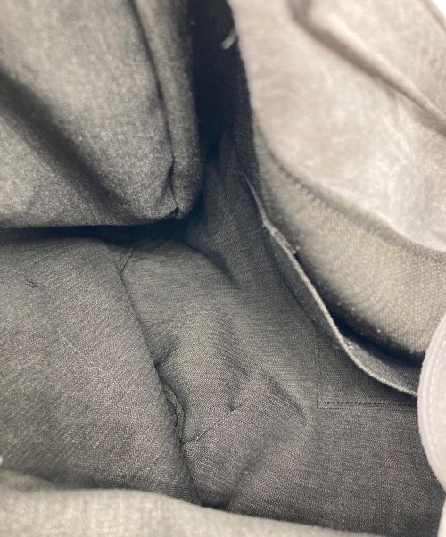 kurashi&trips publishing（クラシアンドトリップス パブリッシング）KURASHI&Trips PUBLISHING (クラシアンドトリップス パブリッシング) スエードワンショルダーバッグ カーキの古着・服飾アイテム