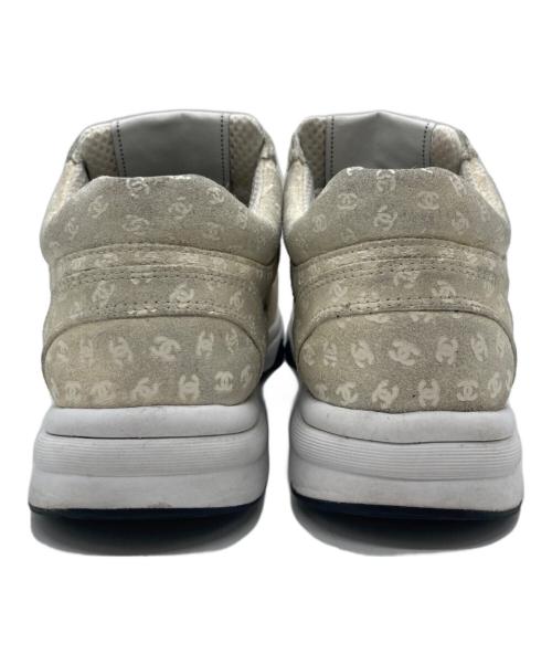 CHANEL（シャネル）CHANEL (シャネル) ココマーク スエード スニーカー アイボリー サイズ:37の古着・服飾アイテム