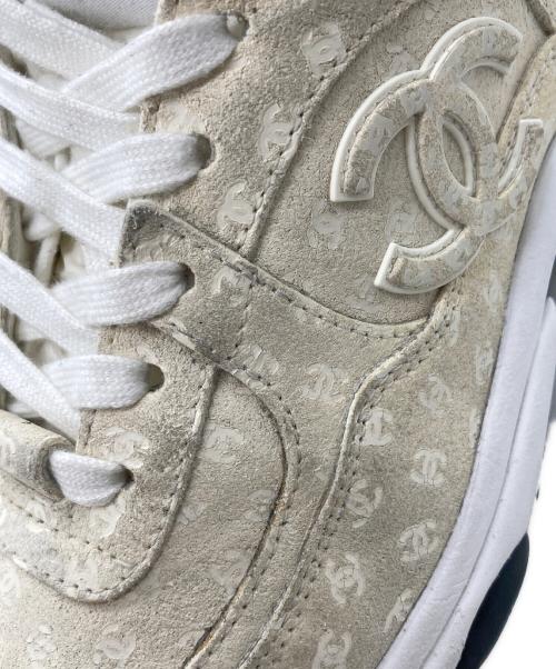 CHANEL（シャネル）CHANEL (シャネル) ココマーク スエード スニーカー アイボリー サイズ:37の古着・服飾アイテム