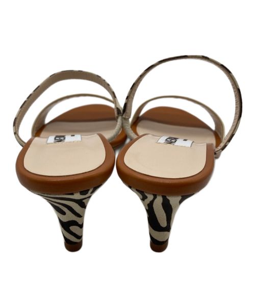 NEBULONIE（ネブローニ）NEBULONIE (ネブローニ) ゼブラ柄ツーストラップサンダル ベージュ サイズ:36の古着・服飾アイテム