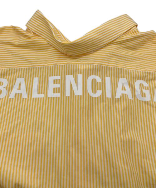 BALENCIAGA（バレンシアガ）BALENCIAGA (バレンシアガ) バックロゴストライプシャツ ホワイト×イエロー サイズ:34の古着・服飾アイテム