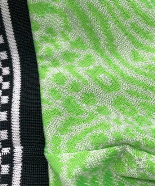 SUPREME（シュプリーム）SUPREME (シュプリーム) UMBRO (アンブロ) Jacquard Animal Print Soccer Jersey グリーン サイズ:SIZE ASIA Lの古着・服飾アイテム