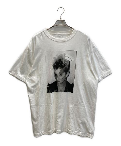 AKA SIX SIMON BARKER（エーケーエーシックスバイサイモンバーカー）AKA SIX SIMON BARKER (エーケーエーシックスバイサイモンバーカー) PUNK'S DEAD プリントTシャツ ホワイト サイズ:SIZE XLの古着・服飾アイテム