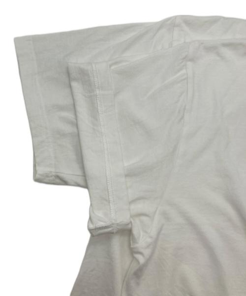 AKA SIX SIMON BARKER（エーケーエーシックスバイサイモンバーカー）AKA SIX SIMON BARKER (エーケーエーシックスバイサイモンバーカー) PUNK'S DEAD プリントTシャツ ホワイト サイズ:SIZE XLの古着・服飾アイテム