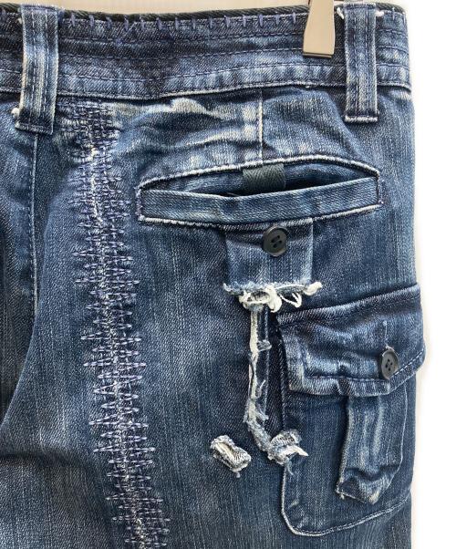 MARITHE+FRANCOIS GIRBAUD（マリテフランソワジルボー）MARITHE+FRANCOIS GIRBAUD (マリテフランソワジルボー) クラッシュ加工ストレートカーゴデニム インディゴ サイズ:SIZE Lの古着・服飾アイテム