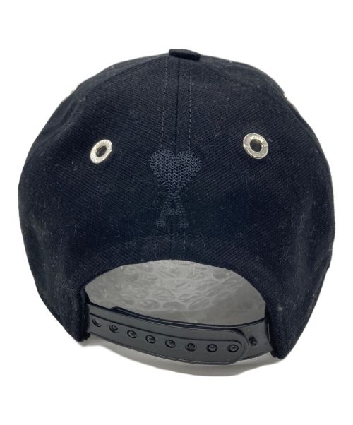 AMI Alexandre Mattiussi（アミアレクサンドルマテュッシ）AMI Alexandre Mattiussi (アミ アレクサンドル マテュッシ) キャップ ブラックの古着・服飾アイテム