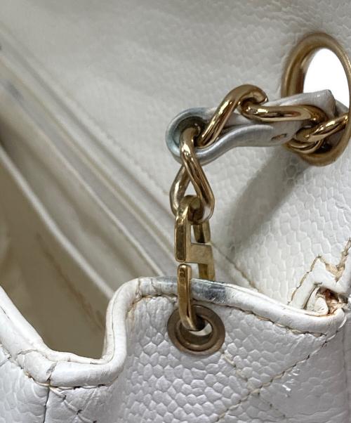 CHANEL（シャネル）CHANEL (シャネル) キャビアスキン　ミニマトラッセチェーンショルダーバッグ ホワイト サイズ:FREEの古着・服飾アイテム