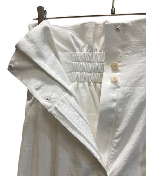 ETRE TOKYO（エトレトウキョウ）ETRE TOKYO (エトレトウキョウ) 2WAYシルエットハイウエストタックパンツ ホワイト サイズ:Mの古着・服飾アイテム