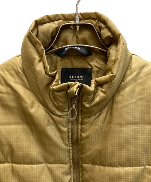 BEYOND（ビヨンド）BEYOND (ビヨンド) A7 HIGH LOFT COLD VEST コヨーテ サイズ:XLの古着・服飾アイテム