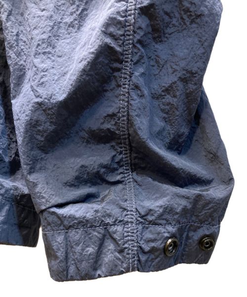STONE ISLAND（ストーンアイランド）STONE ISLAND (ストーンアイランド) NYLON METAL IN ECONYL OVERSHIRT ネイビー サイズ:Mの古着・服飾アイテム
