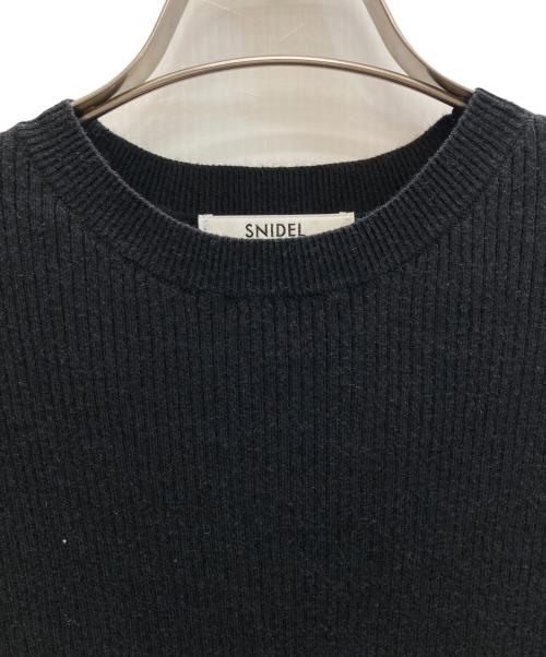 Snidel（スナイデル）Snidel (スナイデル) ショルダースリットミニニットワンピース ブラック サイズ:SIZE Freeの古着・服飾アイテム