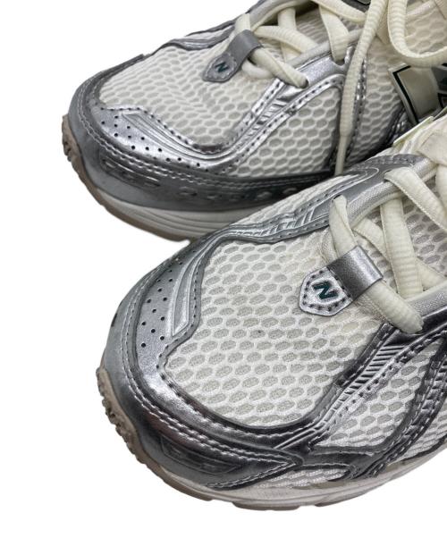 NEW BALANCE（ニューバランス）NEW BALANCE (ニューバランス) ローカットスニーカー シルバー サイズ:SIZE 28cmの古着・服飾アイテム