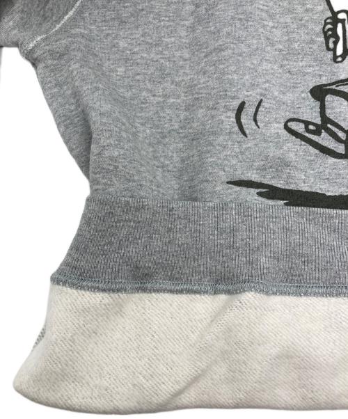 sports wear（スポーツウェア）sports wear (スポーツウェア) JOURNAL STANDARD relume (ジャーナルスタンダード レリューム) 別注 プリントクルーネックスウェット ブラウン サイズ:SIZE M 未使用品の古着・服飾アイテム