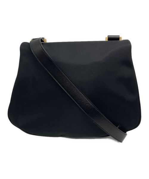 FENDI（フェンディ）FENDI (フェンディ) フラップナイロンショルダーバッグ ブラックの古着・服飾アイテム