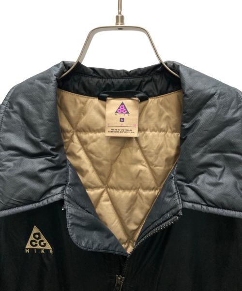 NIKE ACG（ナイキエーシージー）NIKE ACG (ナイキエーシージー) PRIMALOFT JACKET ブラック サイズ:SIZE Sの古着・服飾アイテム
