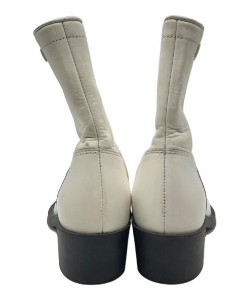 CAMPER（カンペール）CAMPER (カンペール) アンクルカットブーツ ホワイト サイズ:38の古着・服飾アイテム