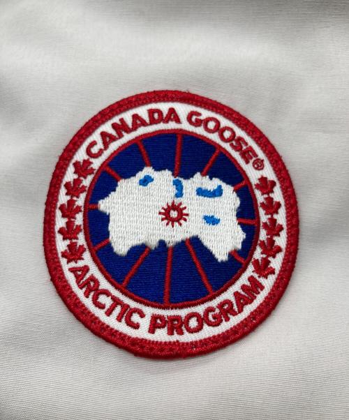CANADA GOOSE（カナダグース）CANADA GOOSE (カナダグース) KAMLOOPS (カムループス) KAMLOOPS（カムループス） グレー サイズ:Lの古着・服飾アイテム