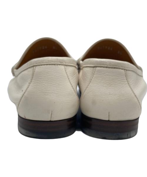 GUCCI（グッチ）GUCCI (グッチ) ホースビットローファー ホワイト サイズ:SIZE 8 1/2の古着・服飾アイテム