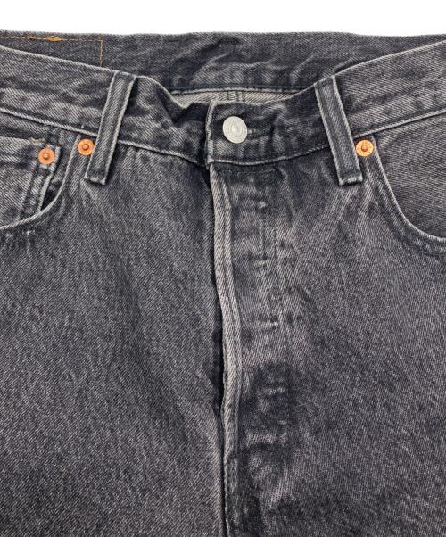 LEVI'S（リーバイス）LEVI'S (リーバイス) UNDERCOVER (アンダーカバー) GIZA刺繍501デニムパンツ グレー サイズ:W32の古着・服飾アイテム