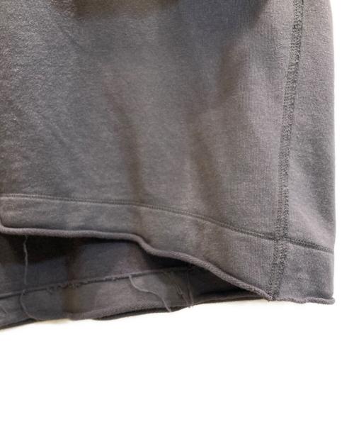 PERVERZE（パーバーズ）PERVERZE (パーバーズ) プルオーバーパーカー グレー サイズ:FREEの古着・服飾アイテム