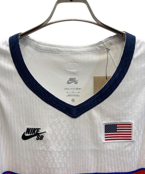NIKE SB（ナイキエスビー）NIKE SB (ナイキエスビー) Dri-FIT ADV スリーブレス スケートボードジャージー ホワイト×ネイビー サイズ:SIZE XL 未使用品の古着・服飾アイテム