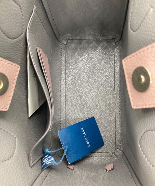 COLE HAAN（コールハーン）COLE HAAN (コールハーン) パイパー ミニ トート クロスボディ ピンク 未使用品の古着・服飾アイテム