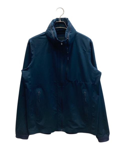 DESCENTE ALLTERRAIN（デザイント オルテライン）DESCENTE ALLTERRAIN (デザイント オルテライン) COOL DOTS PACKABLE JACKET ネイビー サイズ:SIZE Lの古着・服飾アイテム