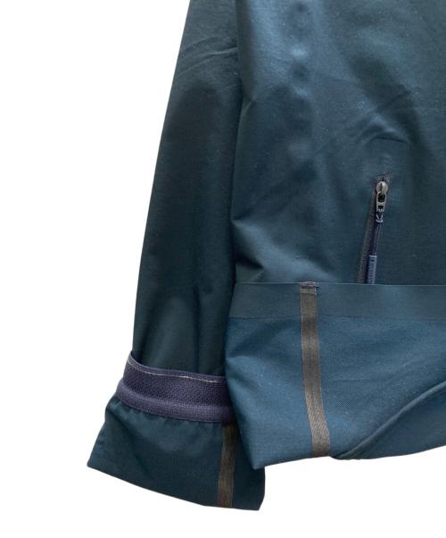 DESCENTE ALLTERRAIN（デザイント オルテライン）DESCENTE ALLTERRAIN (デザイント オルテライン) COOL DOTS PACKABLE JACKET ネイビー サイズ:SIZE Lの古着・服飾アイテム