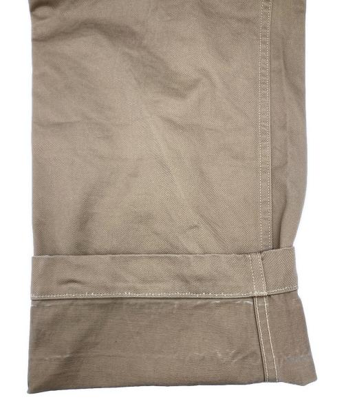 COMOLI（コモリ）COMOLI (コモリ) ベルテッドチノパンツ ブラウン サイズ:SIZE 40の古着・服飾アイテム