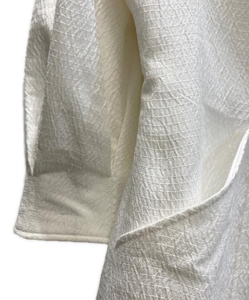 Adam et Rope（アダム エ ロペ）Adam et Rope (アダム エ ロペ) ステッチジャガードワンピース ホワイト サイズ:SIZE Freeの古着・服飾アイテム