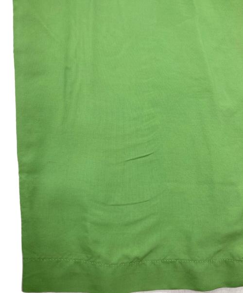 Sun Surf SPECIAL EDITION（サンサーフ・スペシャルエディション）Sun Surf SPECIAL EDITION (サンサーフ・スペシャルエディション) KING KAMEHAMEHA アロハシャツ グリーン サイズ:SIZE Sの古着・服飾アイテム