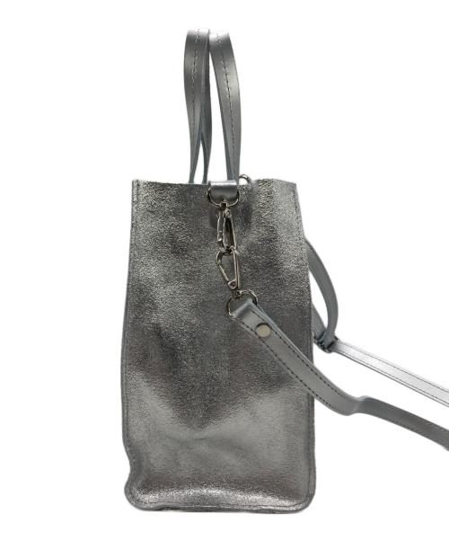 AULENTTI（オウレンティ）AULENTTI (オウレンティ) マルチWAY TOTE BAG シルバーの古着・服飾アイテム