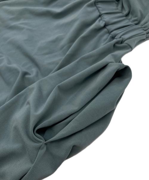 ISSEY MIYAKE（イッセイミヤケ）ISSEY MIYAKE (イッセイミヤケ) サイドスリットオールインワン グリーン サイズ:SIZE 2の古着・服飾アイテム