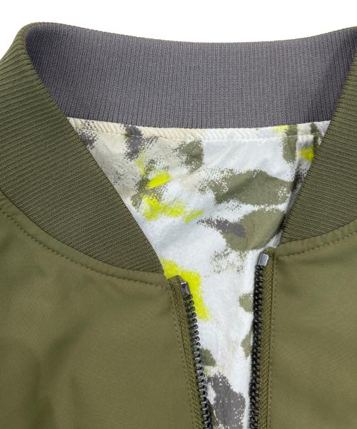 Calvin Klein Jeans（カルバンクラインジーンズ）Calvin Klein Jeans (カルバンクラインジーンズ) リバーシブルジャケット オリーブ サイズ:SIZE Mの古着・服飾アイテム