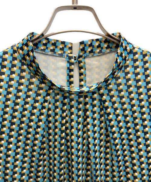 Leilian（レリアン）Leilian (レリアン) 幾何学柄ブラウス ブルー×イエロー サイズ:SIZE 11 未使用品の古着・服飾アイテム