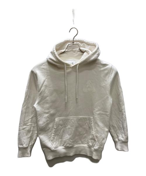 PALACE（パレス）PALACE (パレス) Calvin Klein (カルバンクライン) プルオーバーパーカー ホワイト サイズ:Sの古着・服飾アイテム