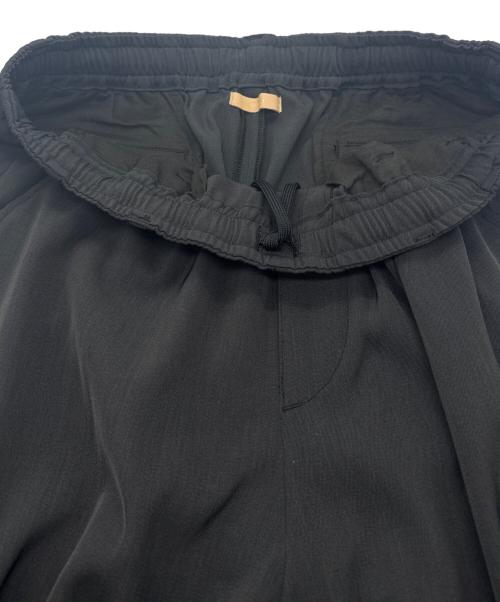 LAMOND（ラモンド）LAMOND (ラモンド) DRY TOUCH SEMI WIDE TROUSERS ブラック サイズ:SIZE 2の古着・服飾アイテム