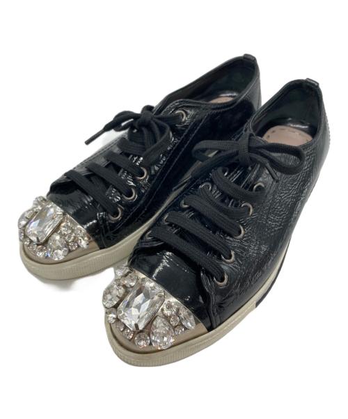 MIU MIU（ミュウミュウ）MIU MIU (ミュウミュウ) ビジュートゥーローカットスニーカー ブラック サイズ:35 1/2の古着・服飾アイテム