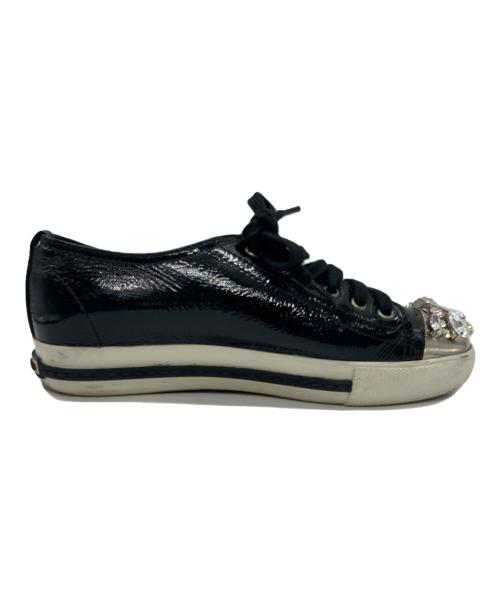 MIU MIU（ミュウミュウ）MIU MIU (ミュウミュウ) ビジュートゥーローカットスニーカー ブラック サイズ:35 1/2の古着・服飾アイテム
