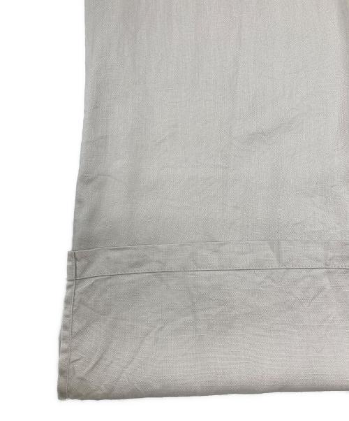 YUNI（ユニ）YUNI (ユニ) フロントボタンノースリーブワンピース ベージュ サイズ:SIZE Freeの古着・服飾アイテム