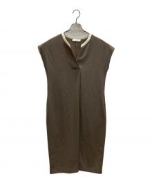 Decade BEIGE（ディケイドベイジ）の古着「CINDY / Vネックワンピース」｜カーキ